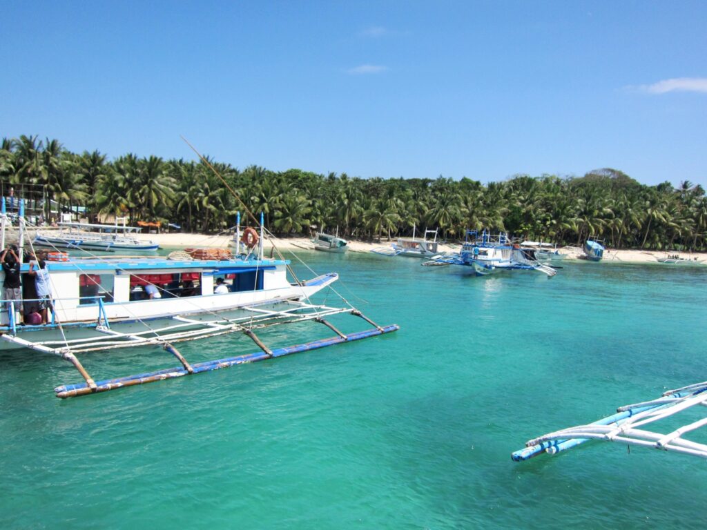 バンカーボート　セブ島　ビーチ