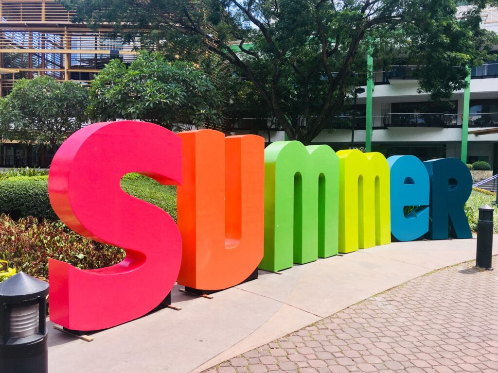ショッピングモール 夏