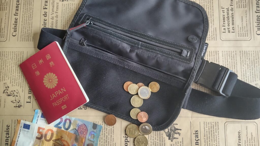 荷物　貴重品　安全対策