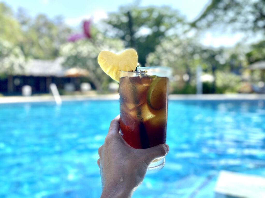 プール カクテル