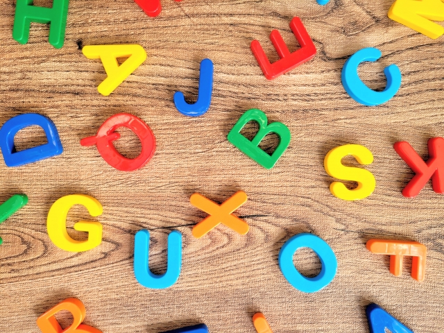 アルファベット　英会話　現地で使える英語フレーズ